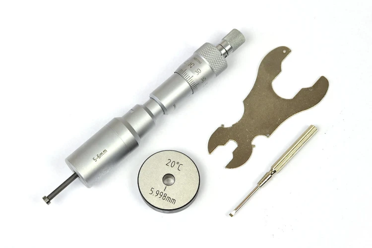 Średnicówka mikrometryczna 2-punktowa 5-6/0,001 mm