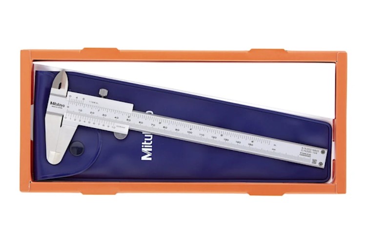 Suwmiarka uniwersalna Mitutoyo 150/0,05 mm; 6"/1:128" (530-104)