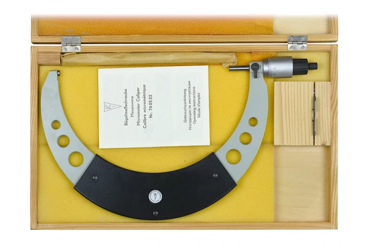 Mikrometr zewnętrzny Feinmess Suhl 250-275/0,01 mm